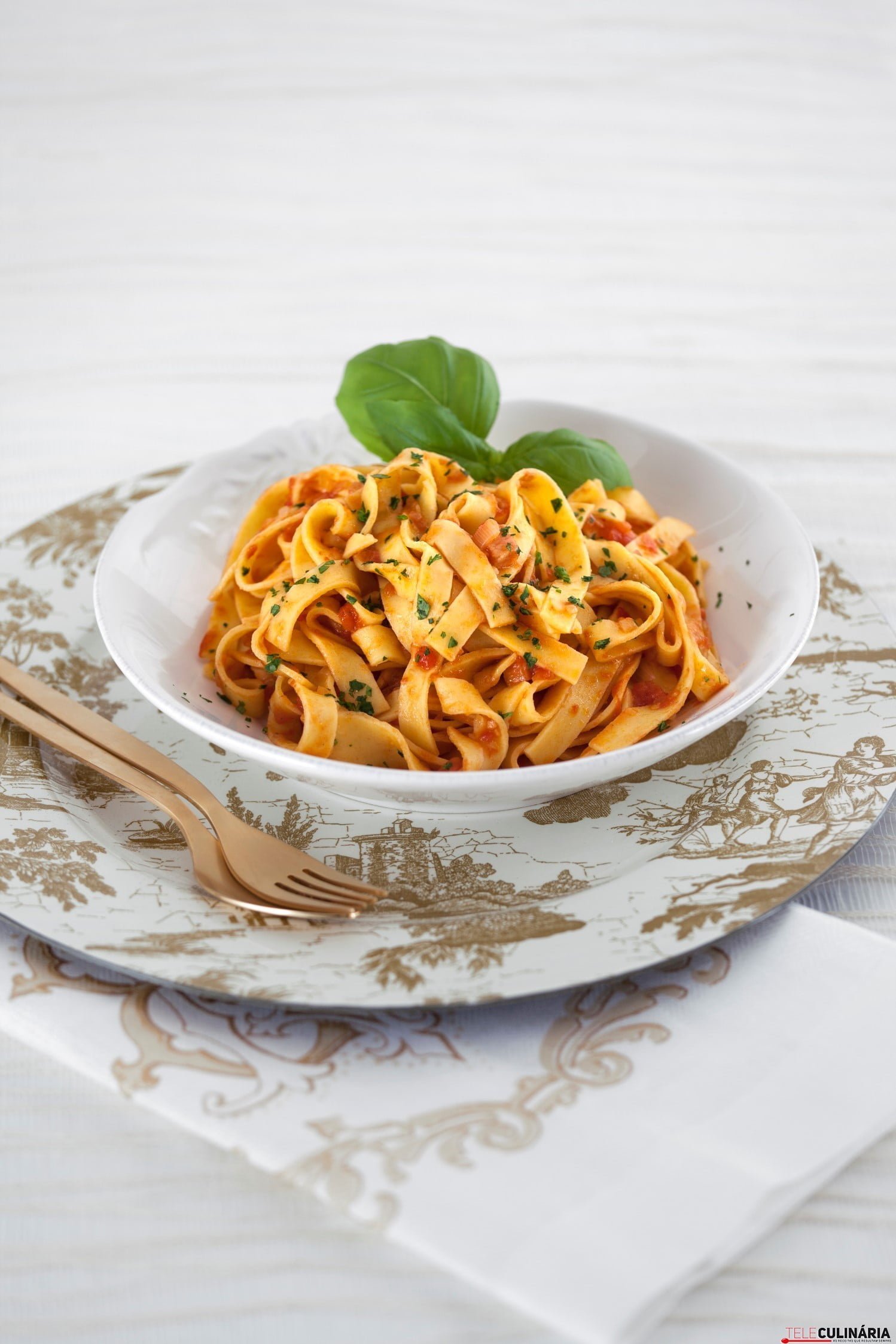 Pasta com Tomate a Italiana TC_002 (Custom)
