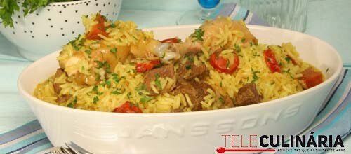 Arroz de forno com carnes