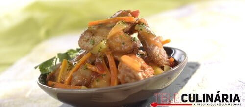 Asinhas de frango fritas agridoces