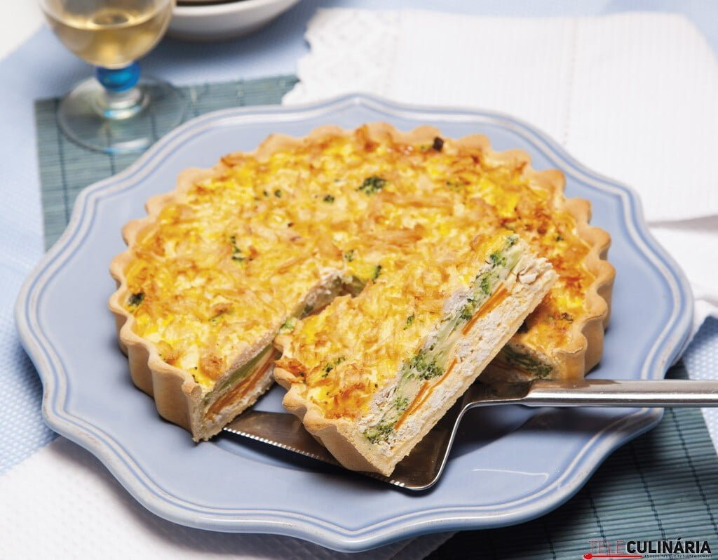 Quiche de frango com legumes