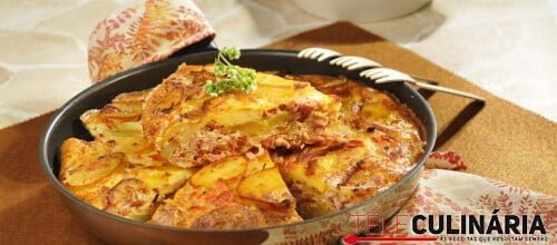 Pastelão de carnes frias