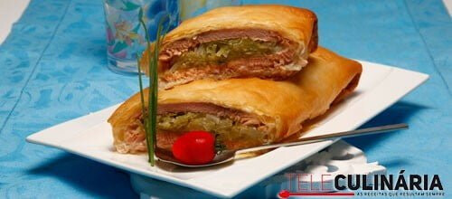 Folhado de salmão com massa filo