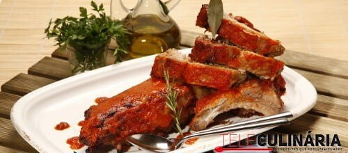 Costelinha no forno com tomate