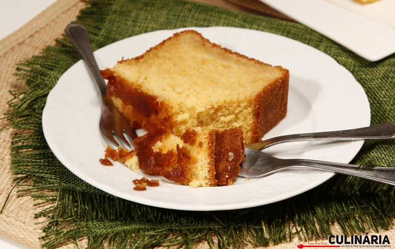 Bolo delícia de limão