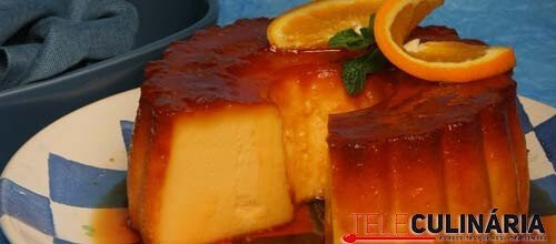 Pudim de leite com laranja