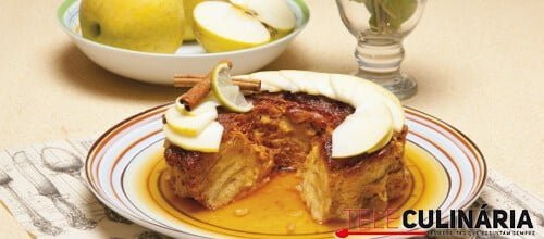 Pudim de pão na panela de pressão