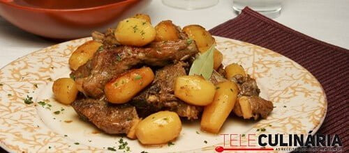 Ensopado de borrego à serrana