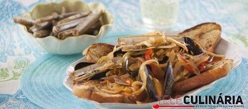 Caldeirada de lingueirão, mexilhão e pimentos