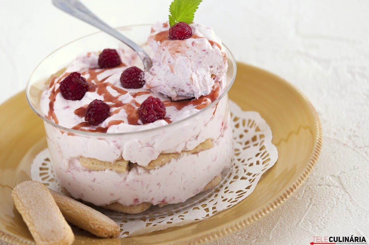 Tiramisu fresco de framboesas