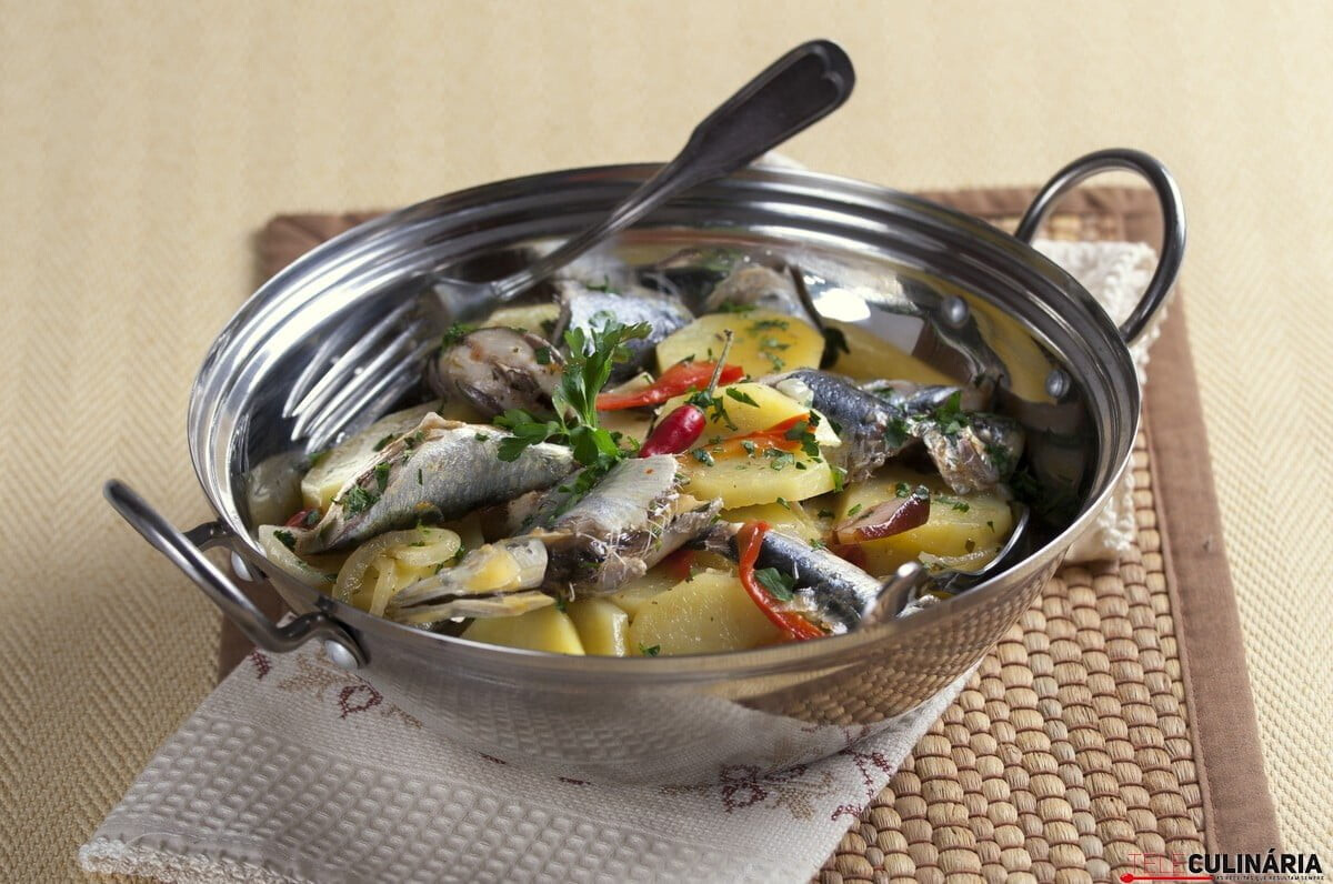 Caldeirada de sardinhas à portuguesa