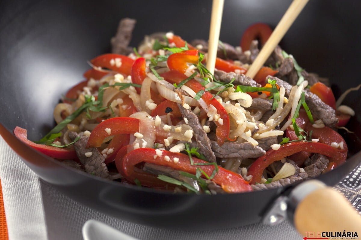 Wok de tiras de vaca