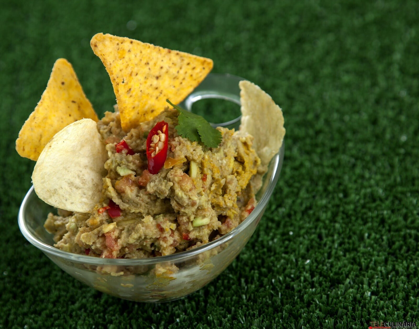 Petisco picante de abacate