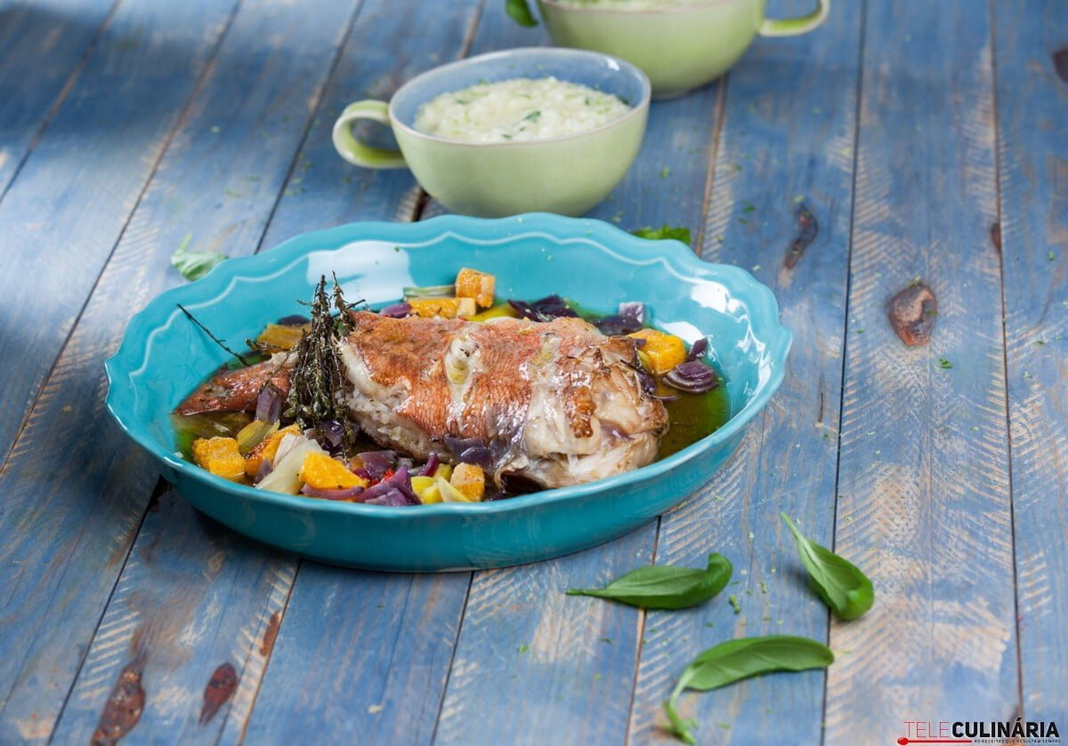 Red fish assado com risotto de lima