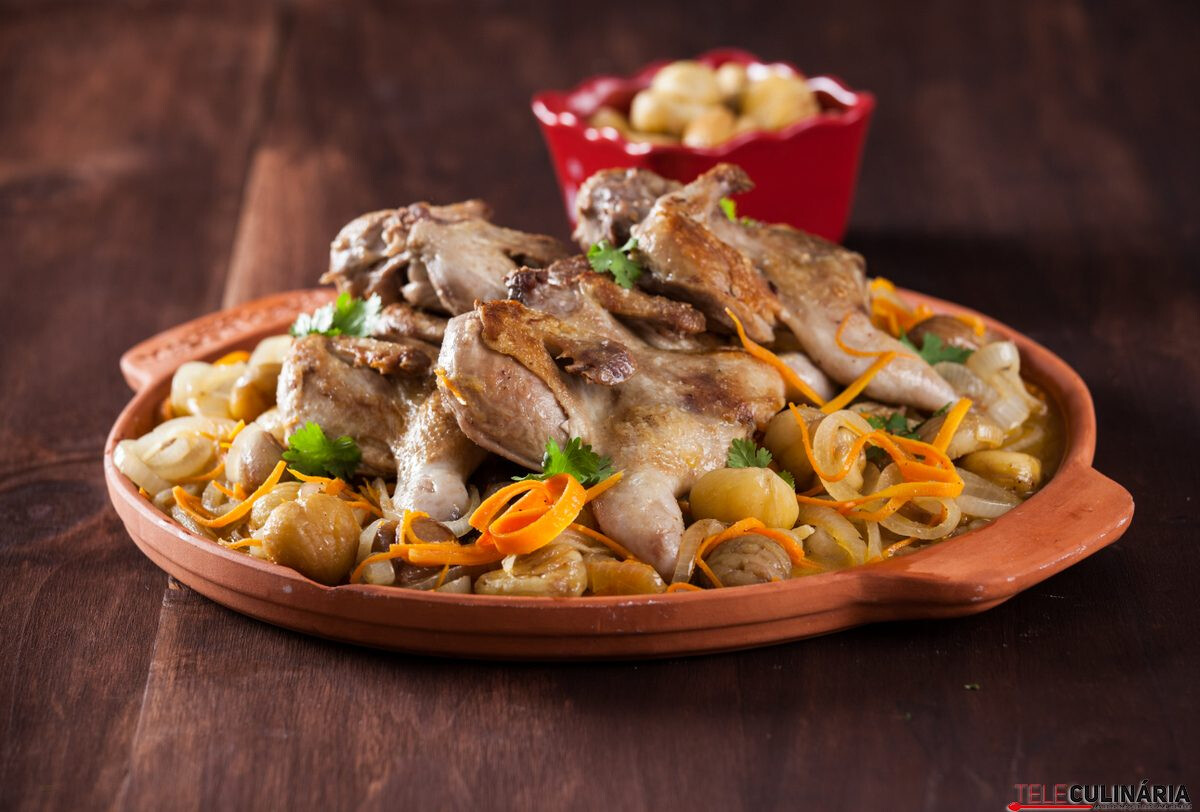 Codornizes de escabeche com castanhas