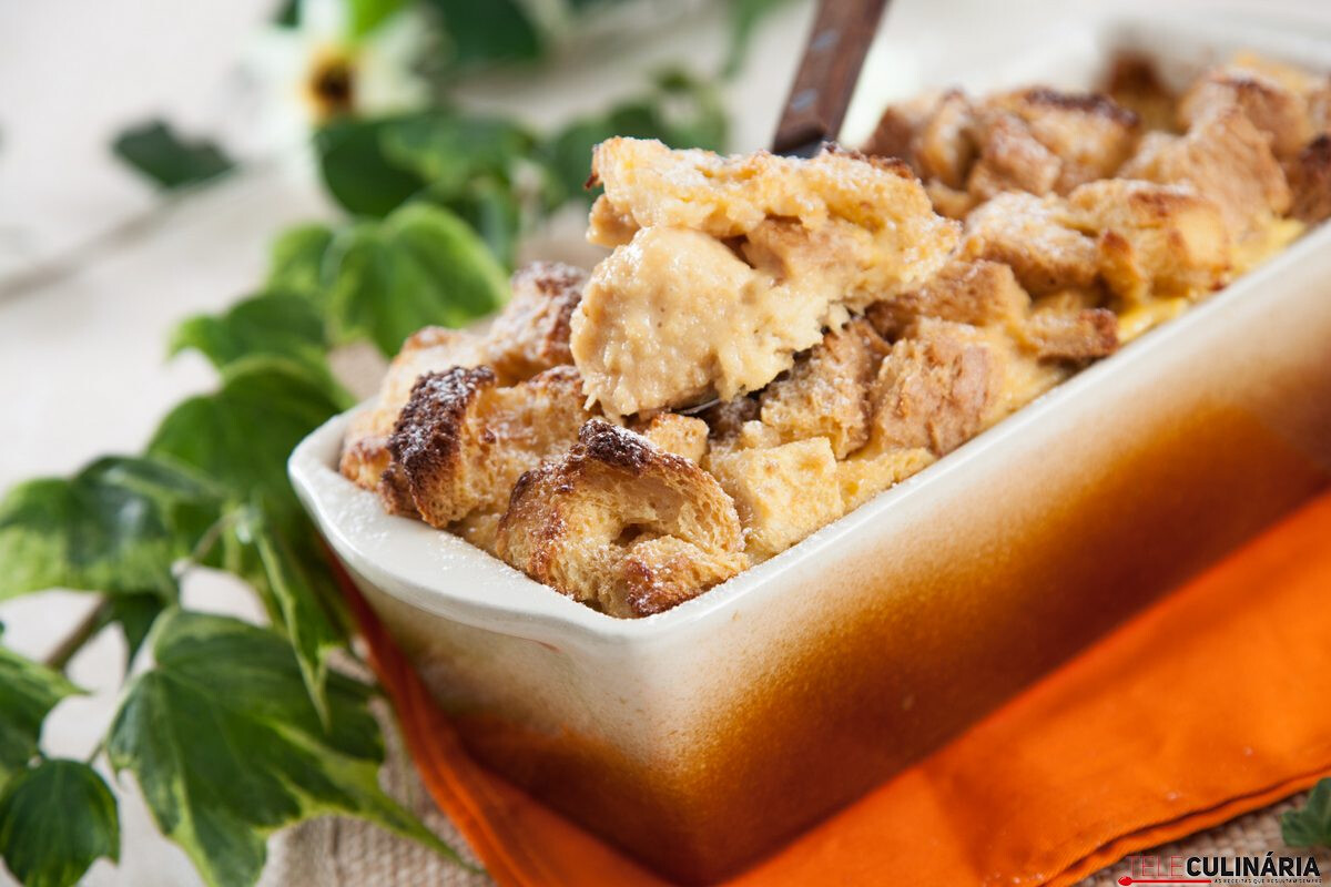 Pudim de pão duro