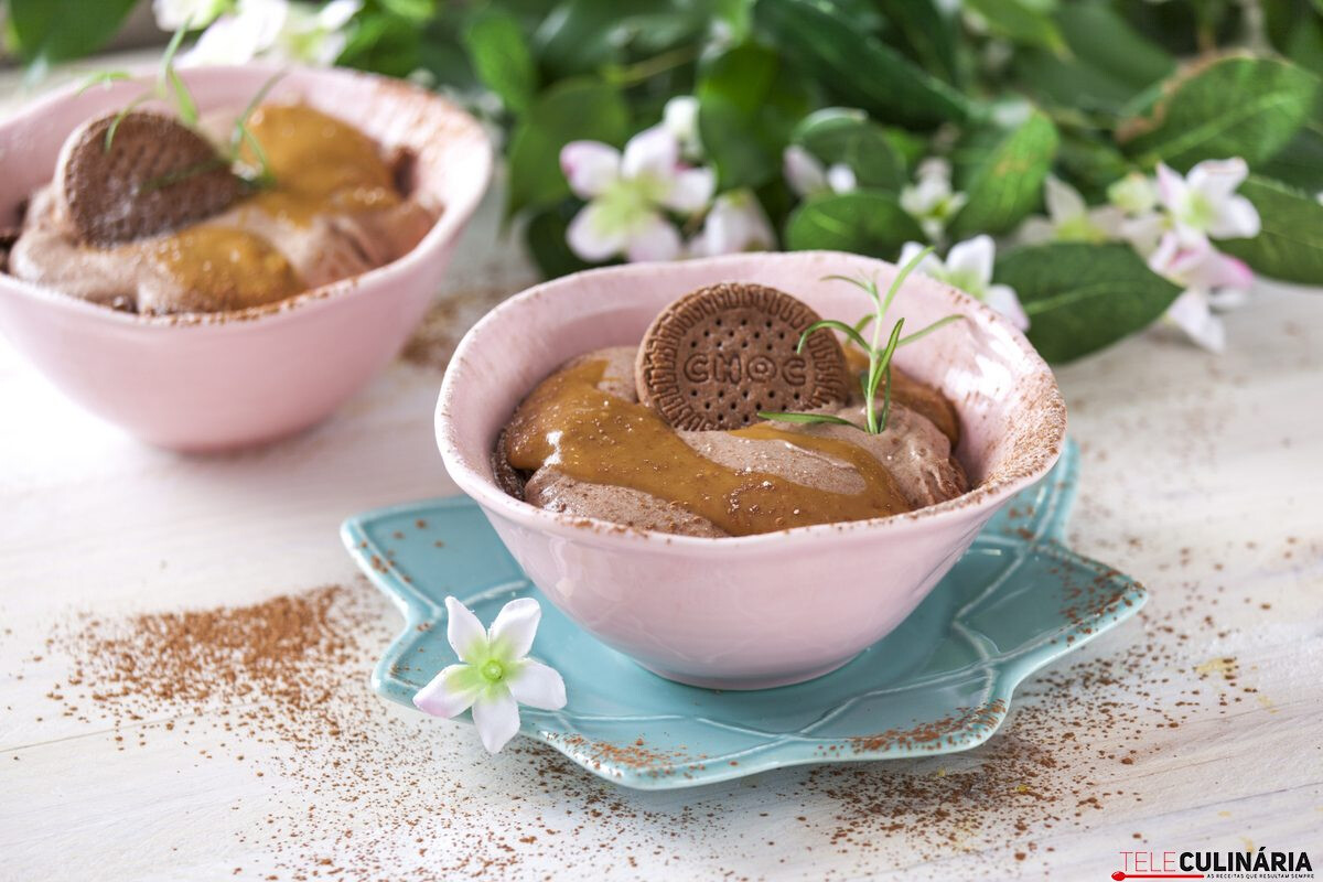 Pavê de bolacha e chocolate