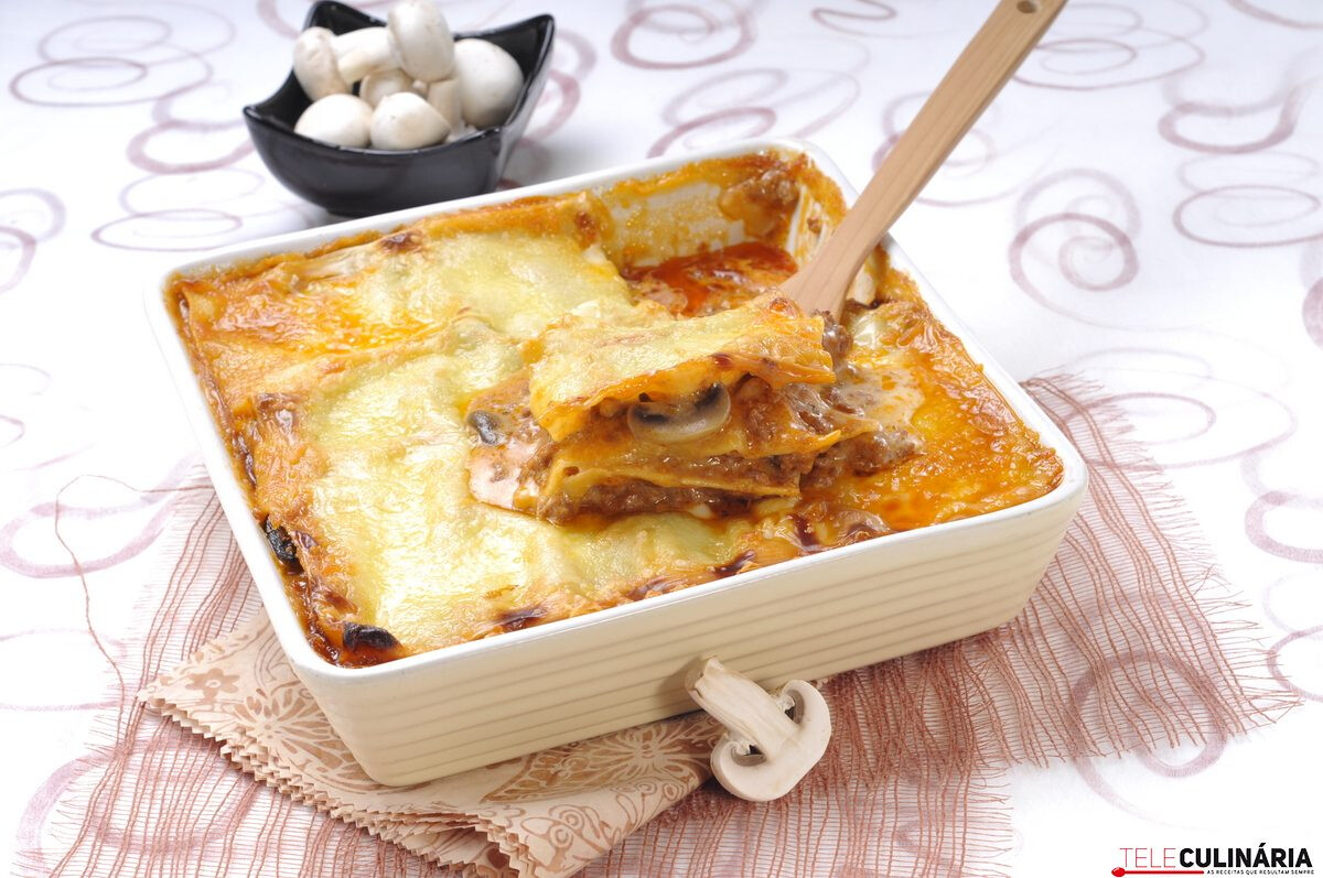 Receita de lasanha de carne e cogumelos