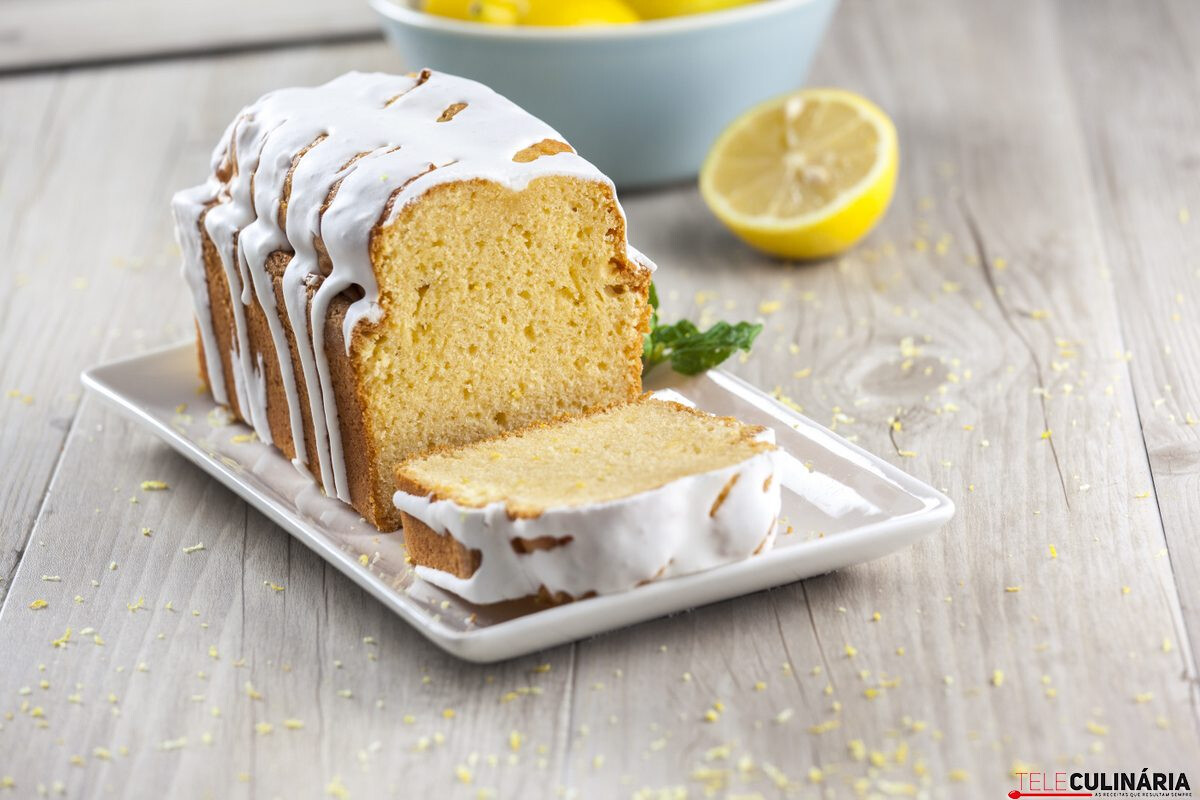 Bolo de limão com glace