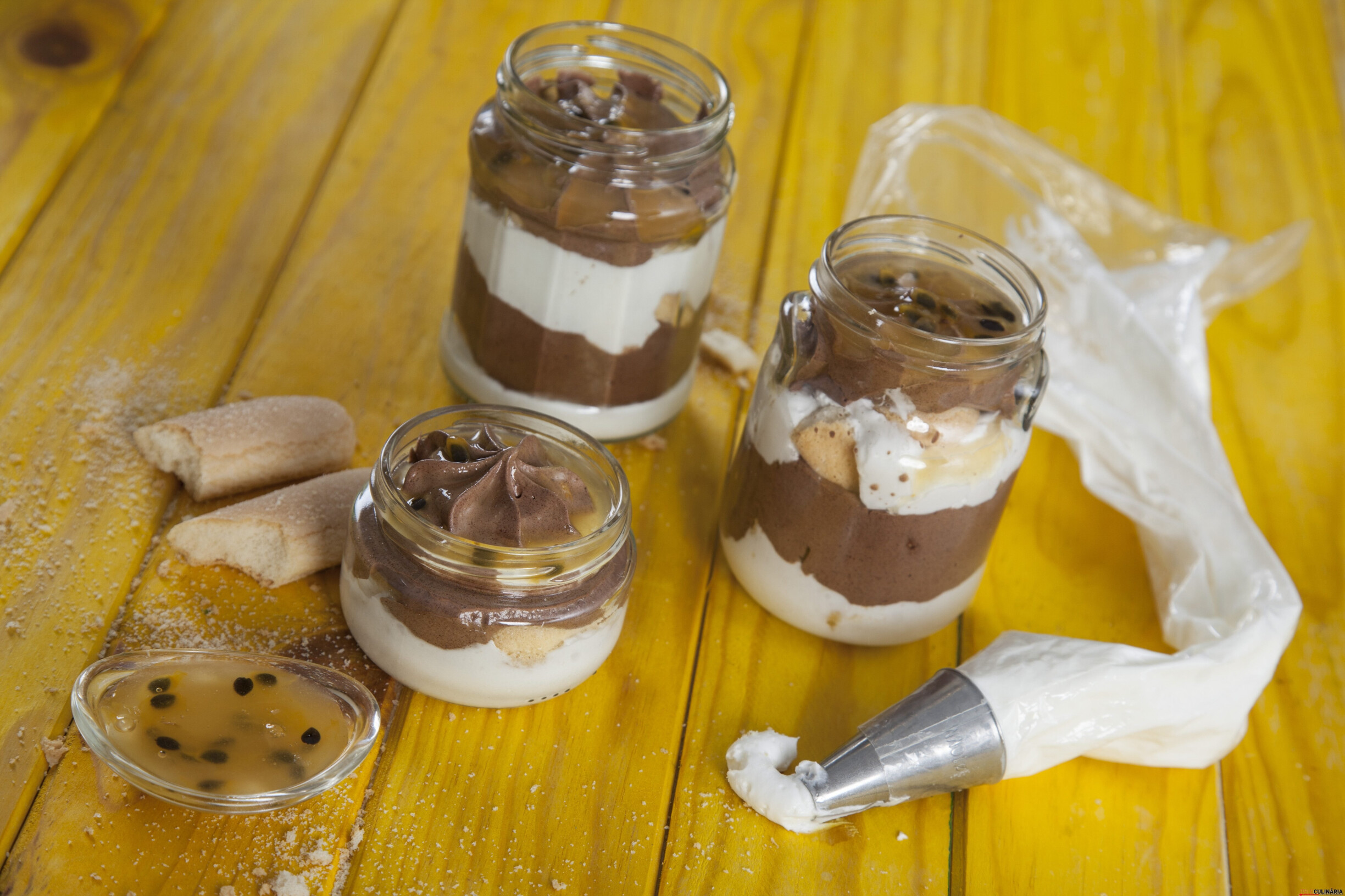 Doce de natas com chocolate e maracujá (robot de cozinha)