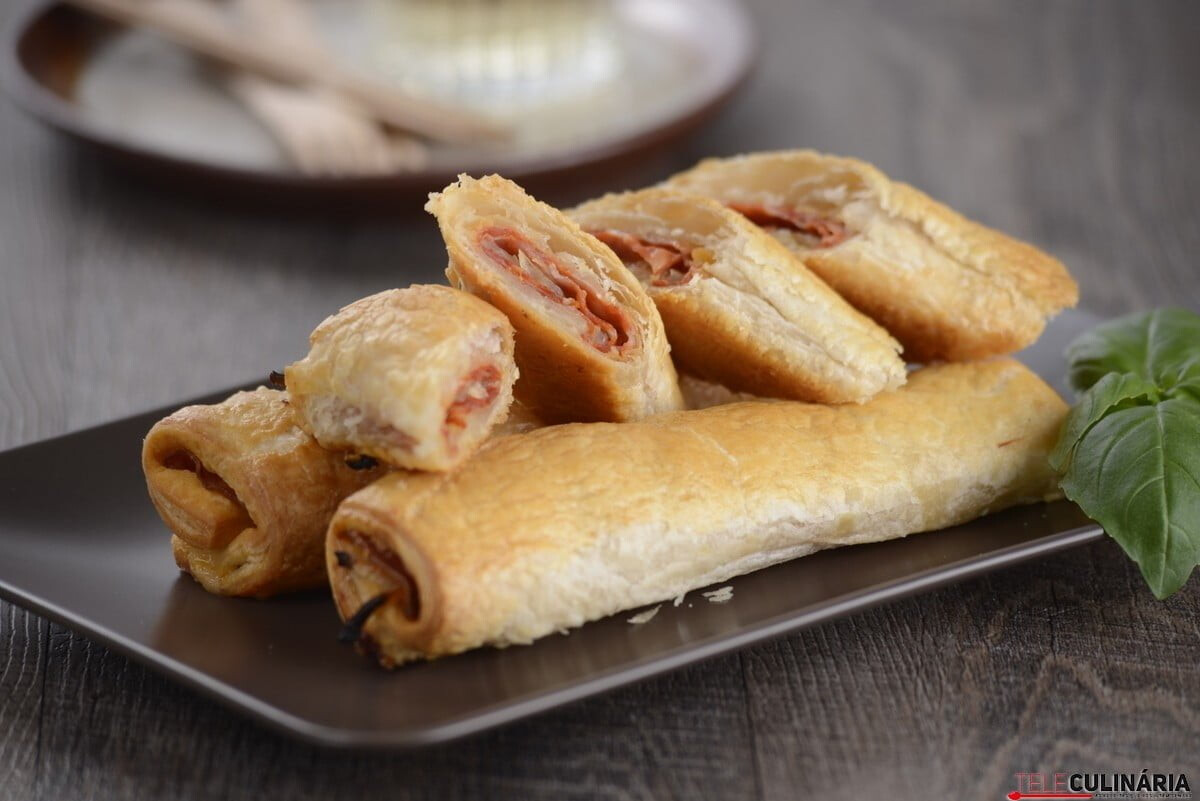 Folhados de chourição