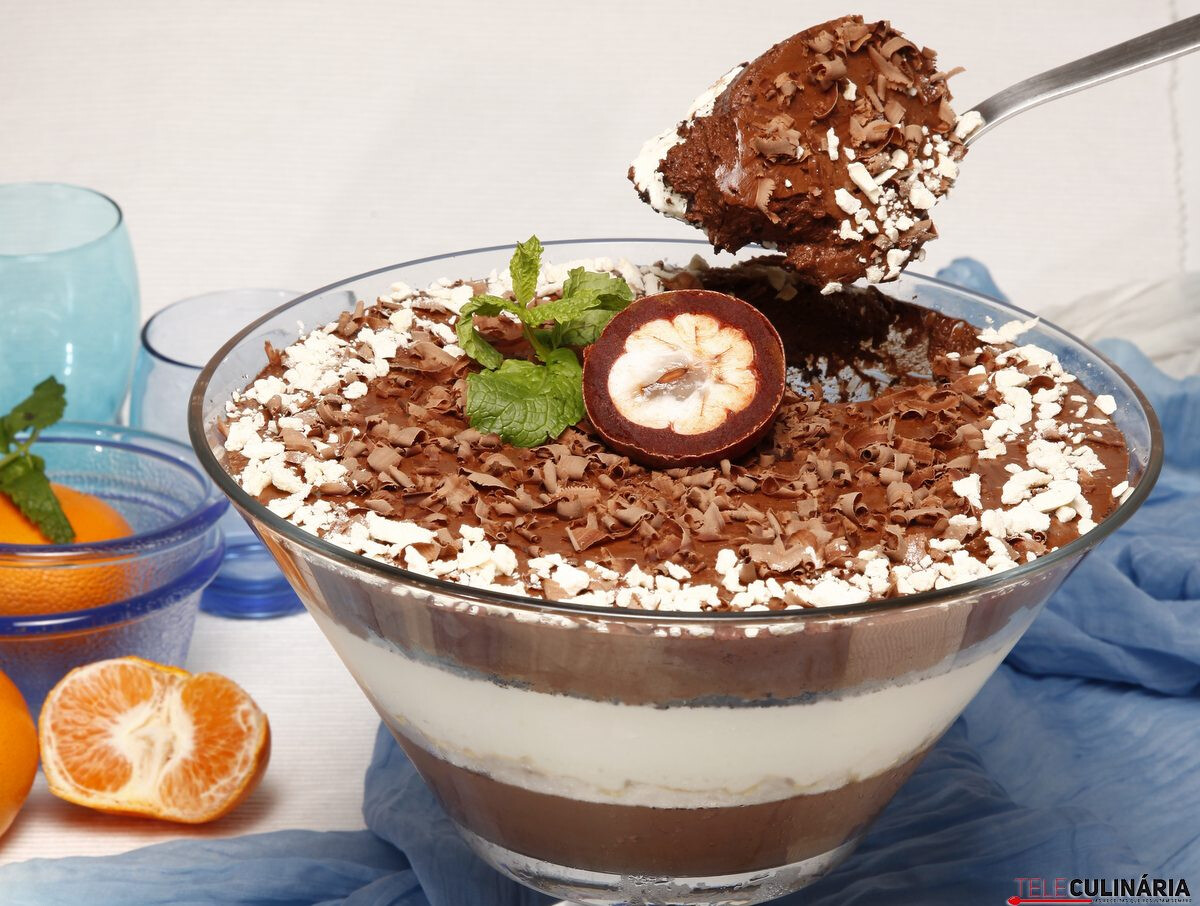 Pudim mousse com bolachas