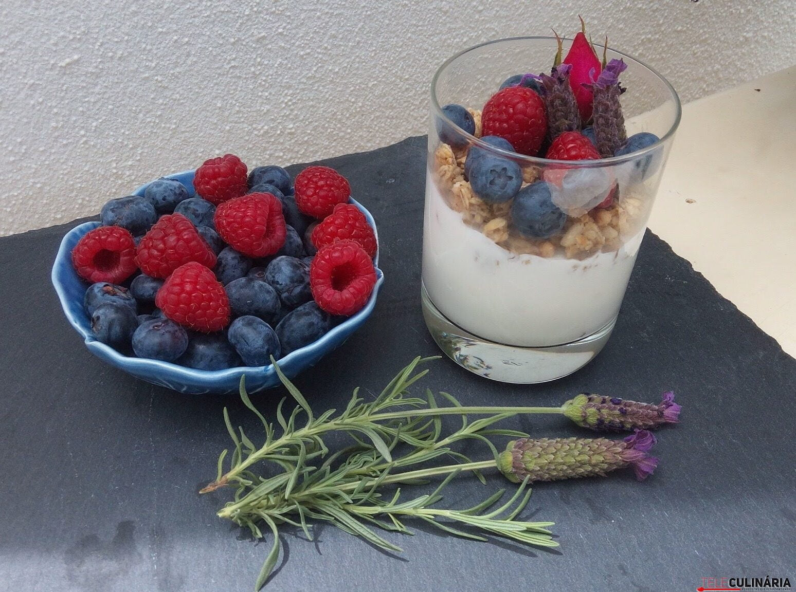 Parfait de frutos vermelhos