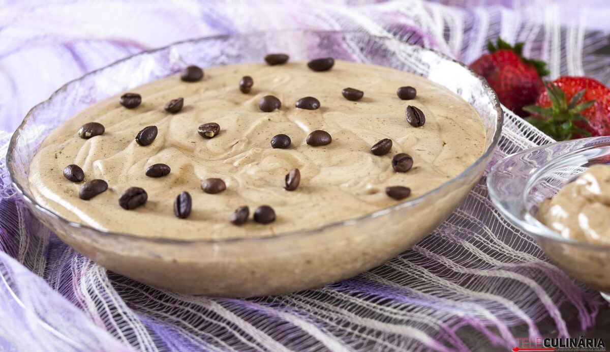 Mousse de café gelada