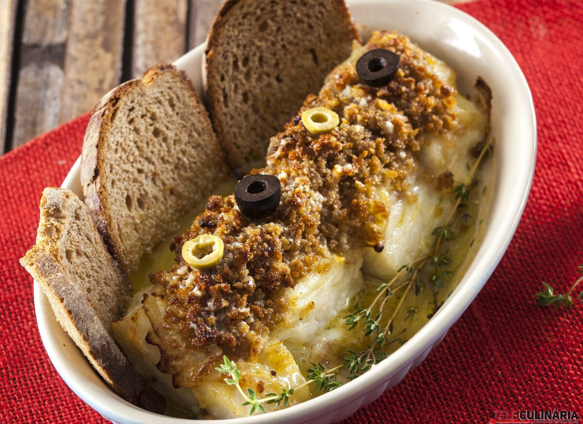 Receita de bacalhau no forno com pão de centeio