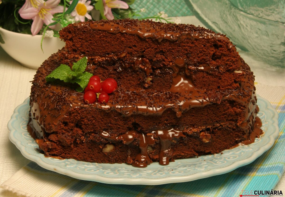 Bolo de chocolate com creme