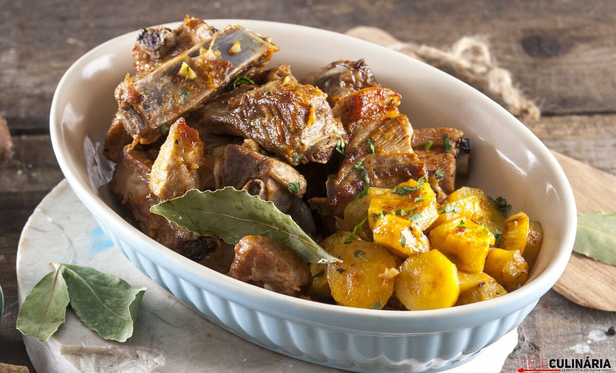 Entrecosto assado com batata-doce