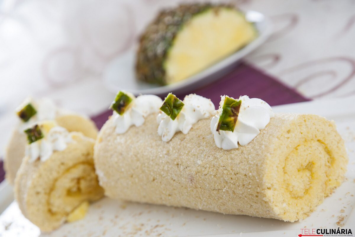 Torta de coco com ananás