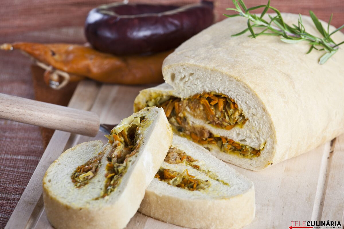 Pão de legumes com alheira
