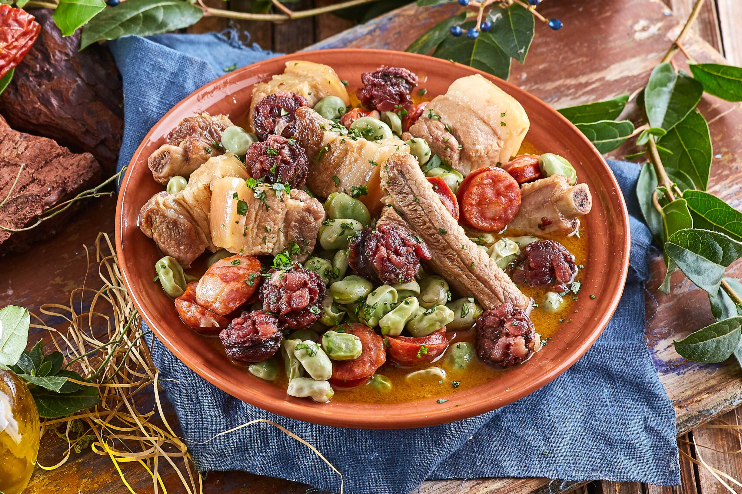 Favas guisadas com entrecosto