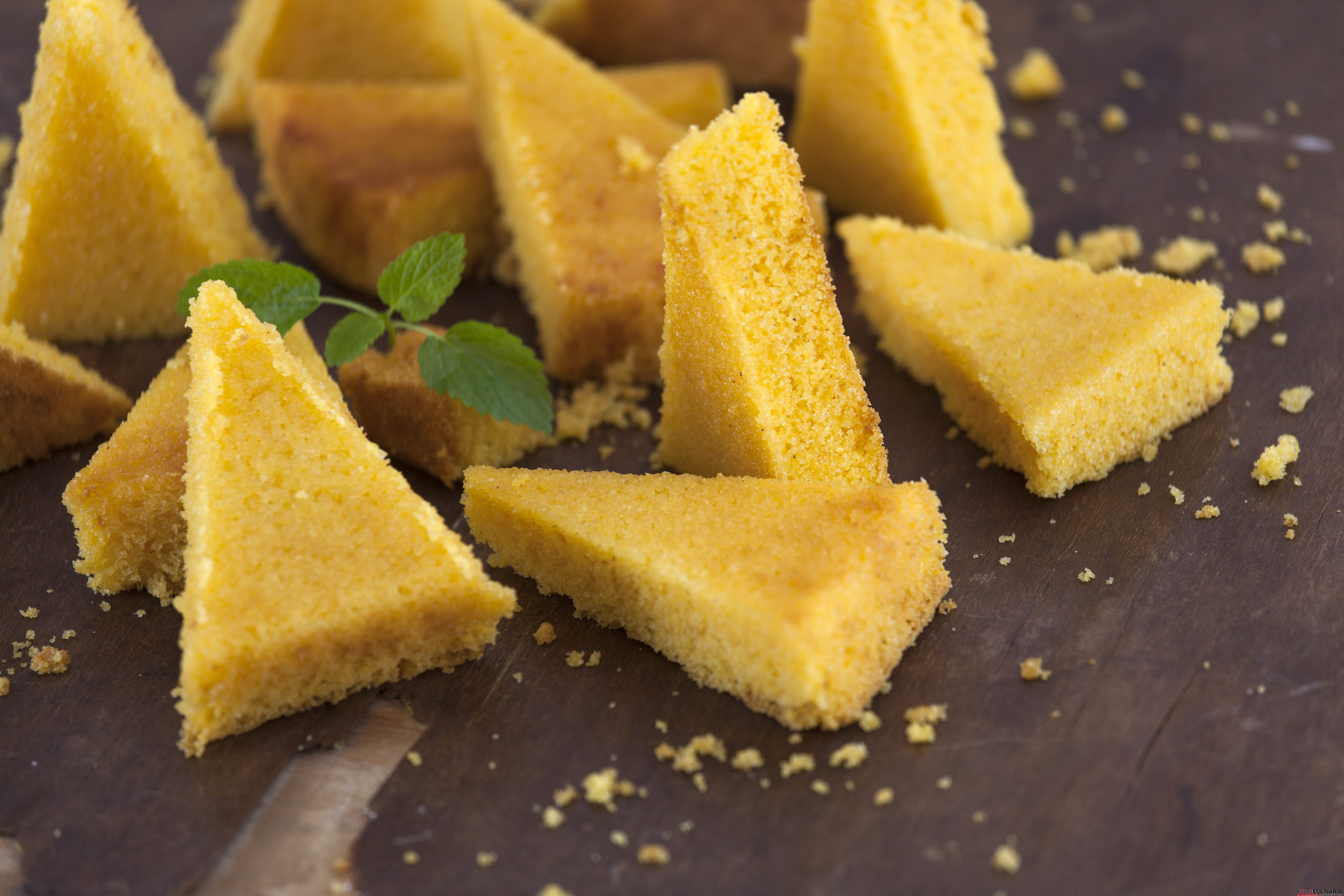 bolo de semola com leite