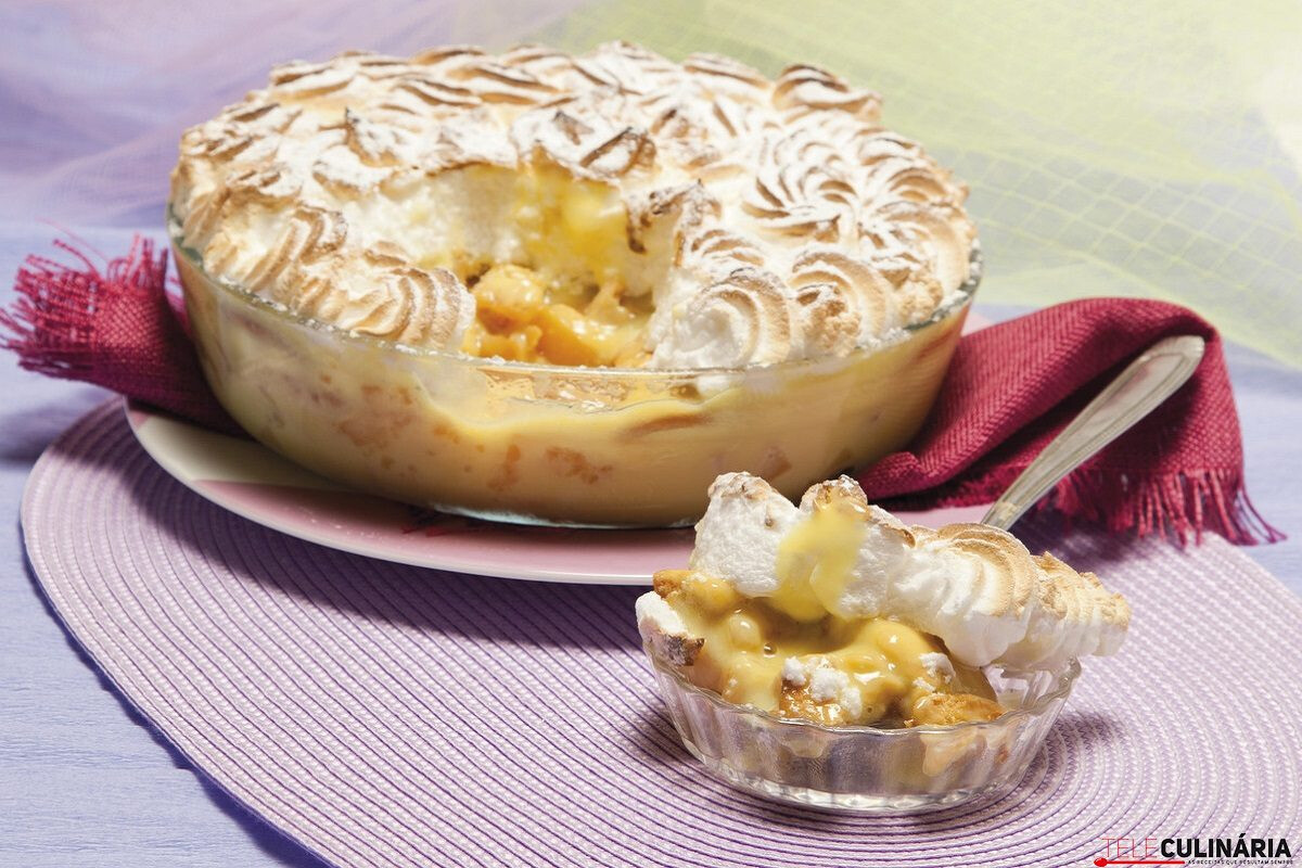 Doce de marmelos com maçã merengado