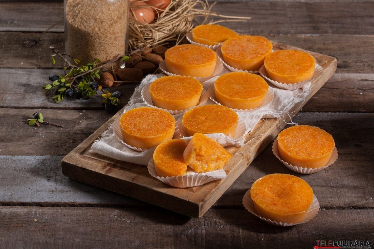 Queijadas de cenoura molhadinhas