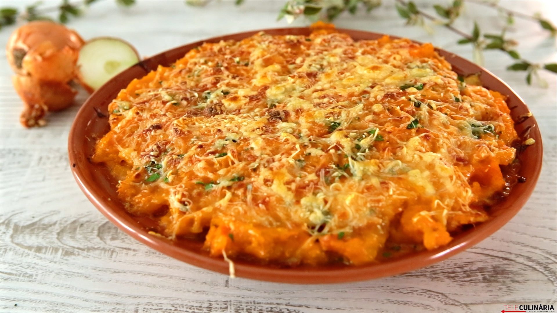 Empadão de peixe com batata doce