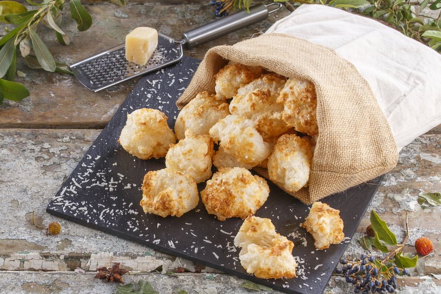 Bolinhas de queijo -@Teleculinaria