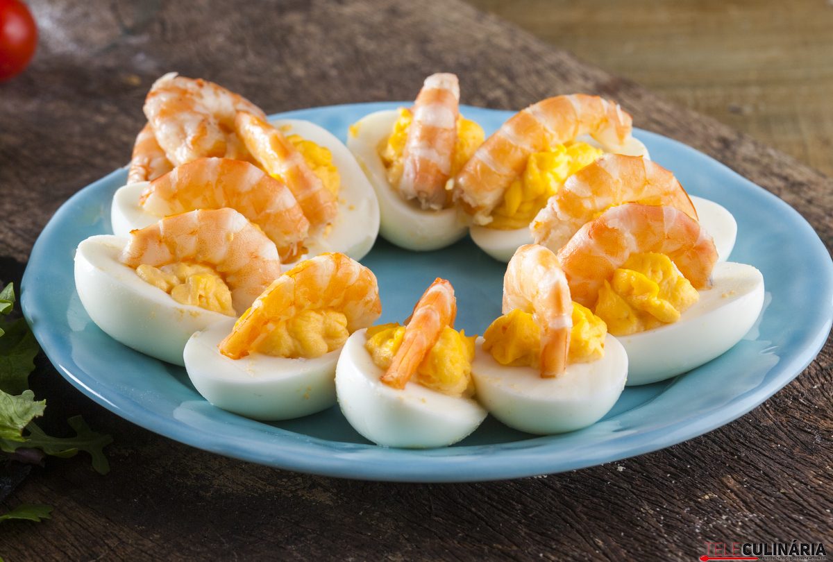 ovos recheados com gambas