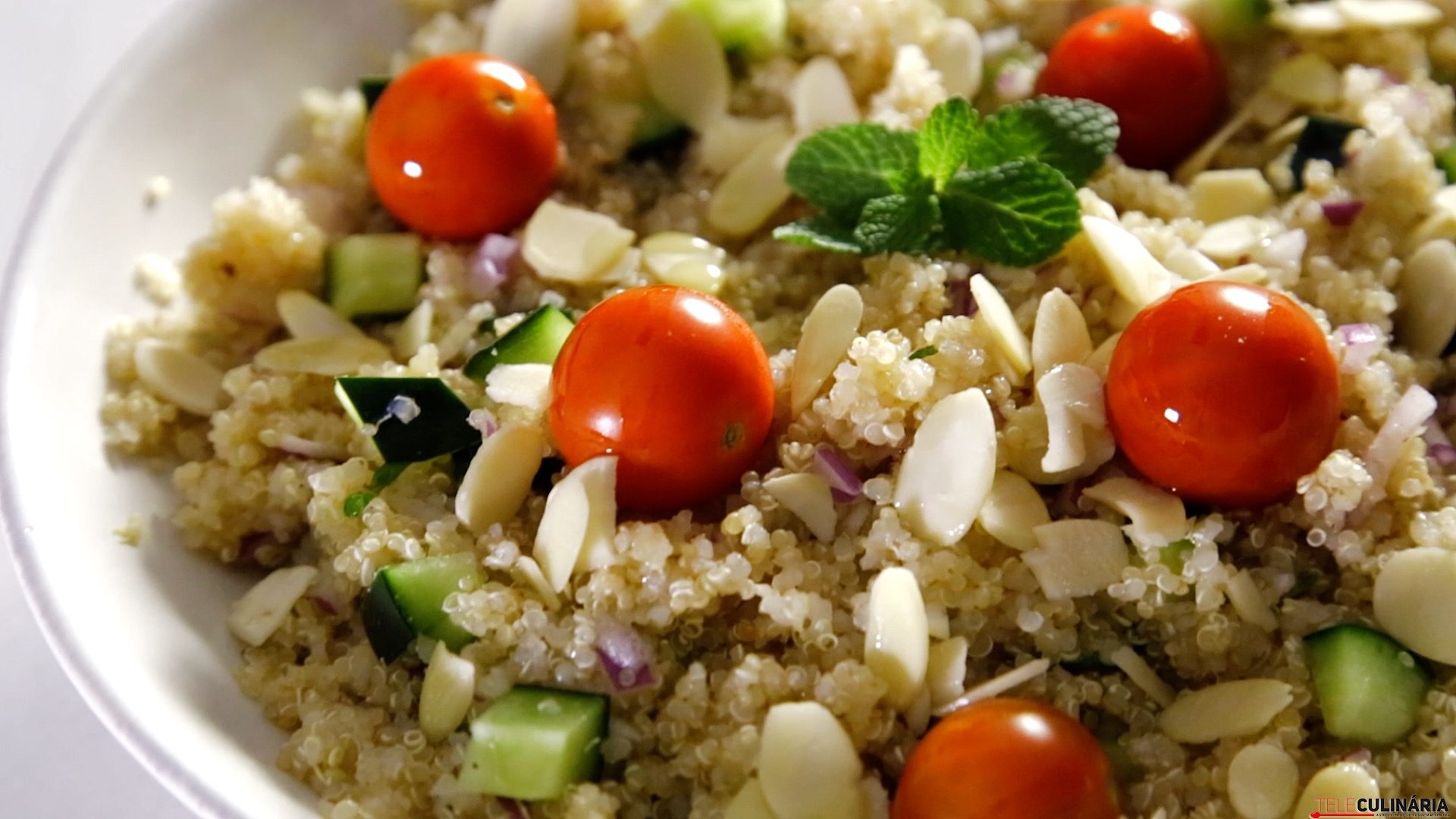 Salada de quinoa