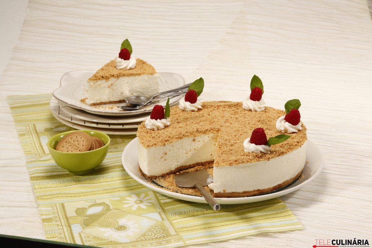 semifrio de natas com bolacha