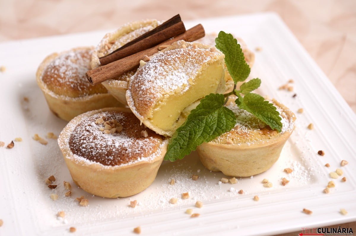 queijadinhas-de-amendoa