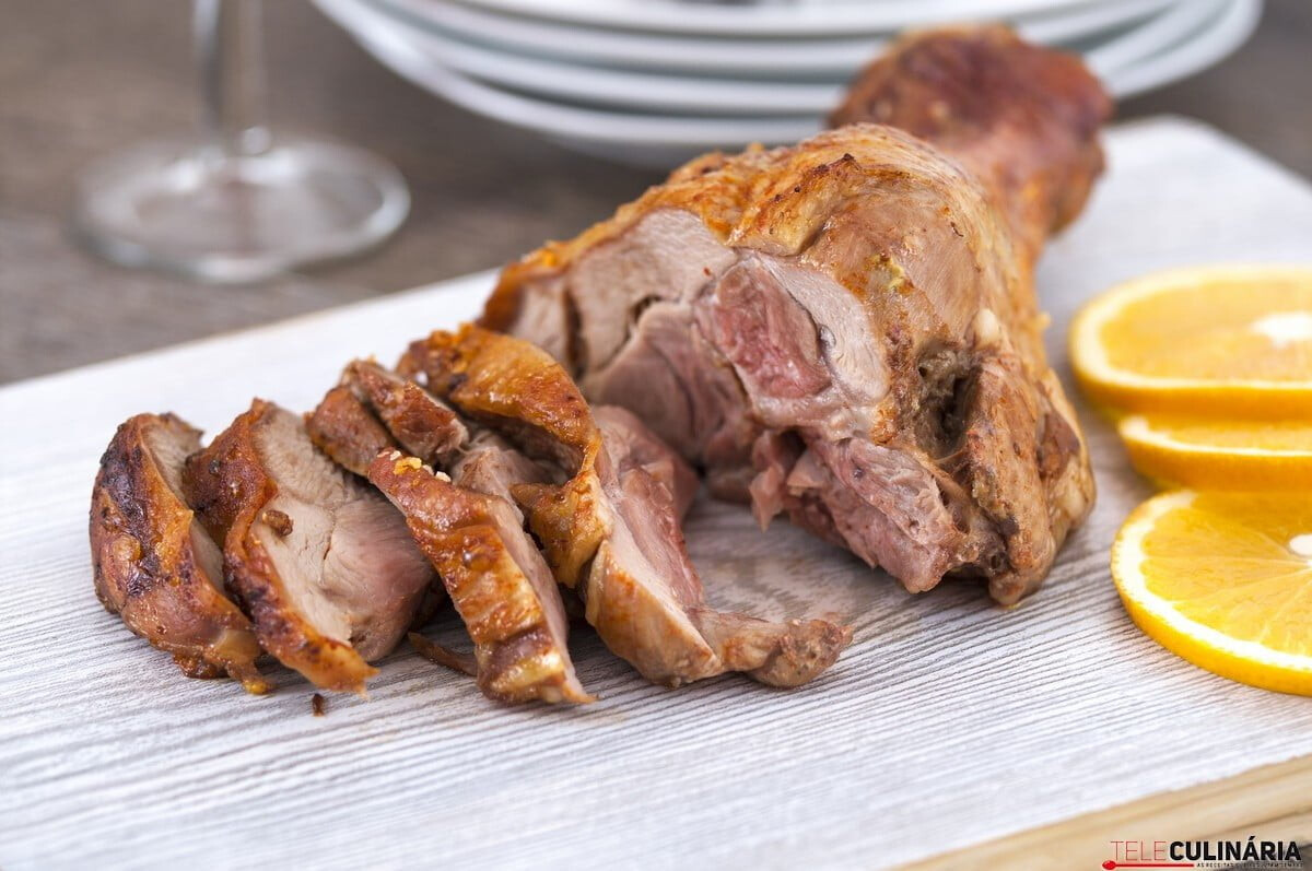 Perna de peru no forno