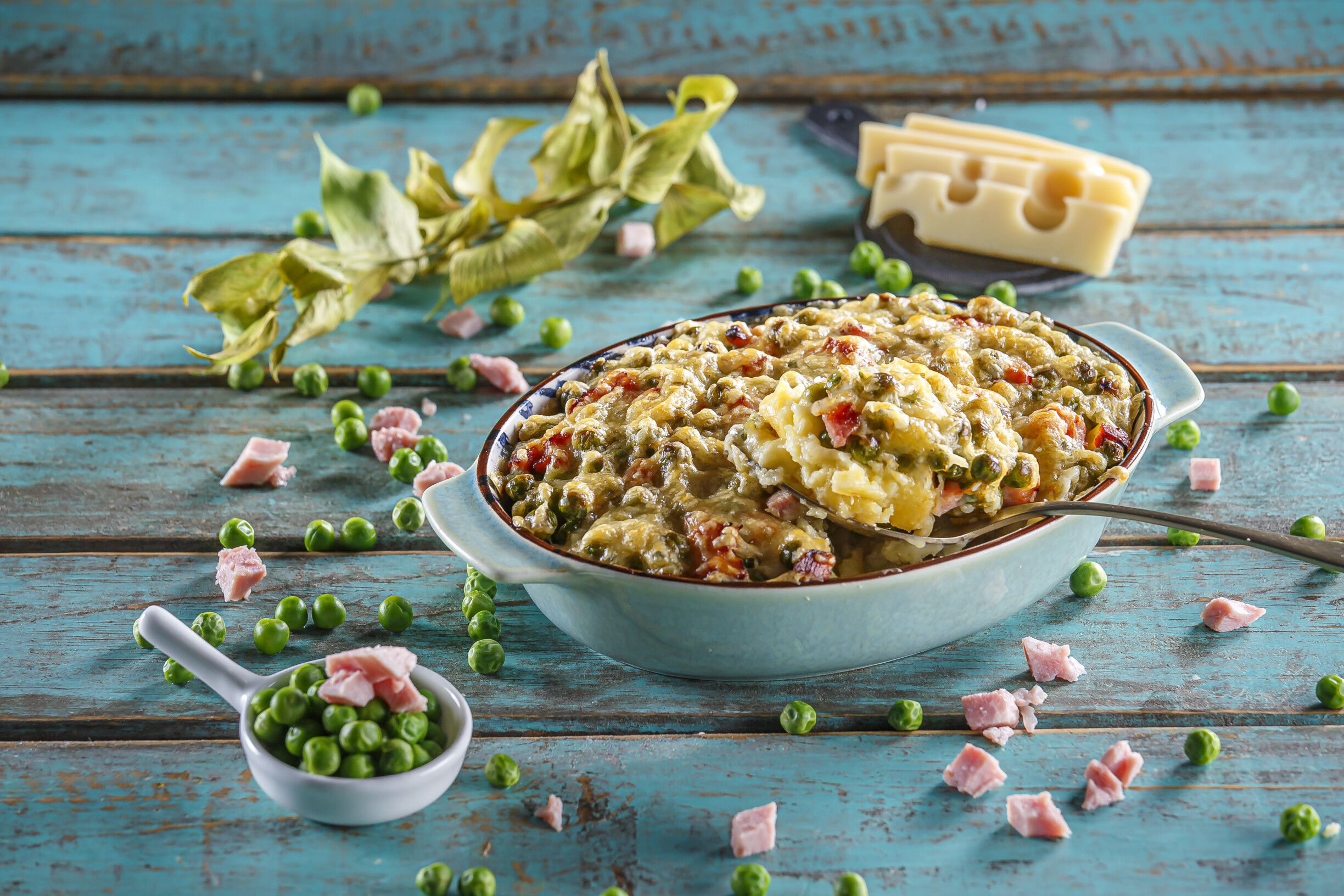 Gnocchi gratinado com ervilhas e fiambre Gnocchi gratinado com ervilhas e fiambre