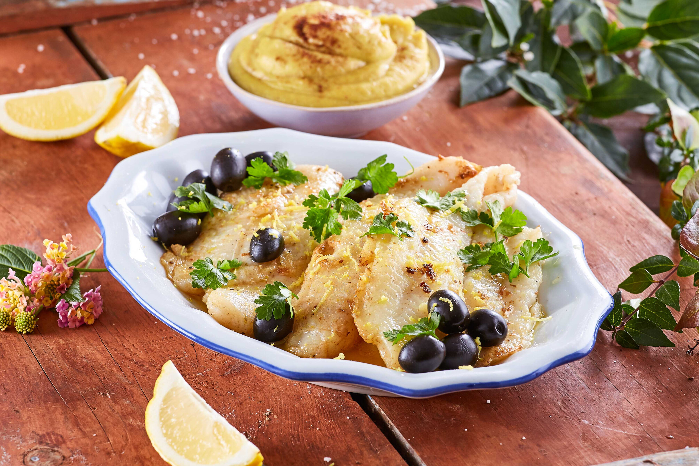 Filetes de peixe-galo com puré de batata-doce
