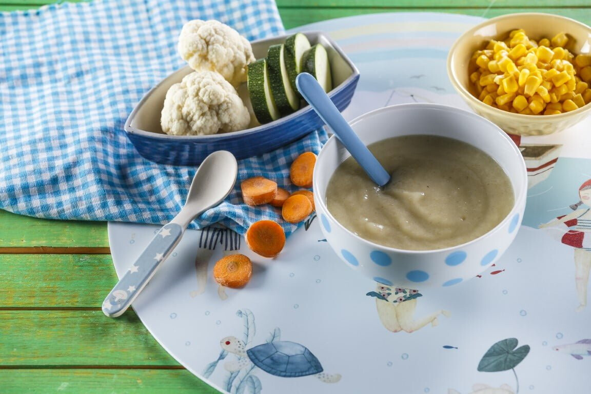 Creme de peixe com couve-flor e curgete (bebé a partir dos 6 meses)