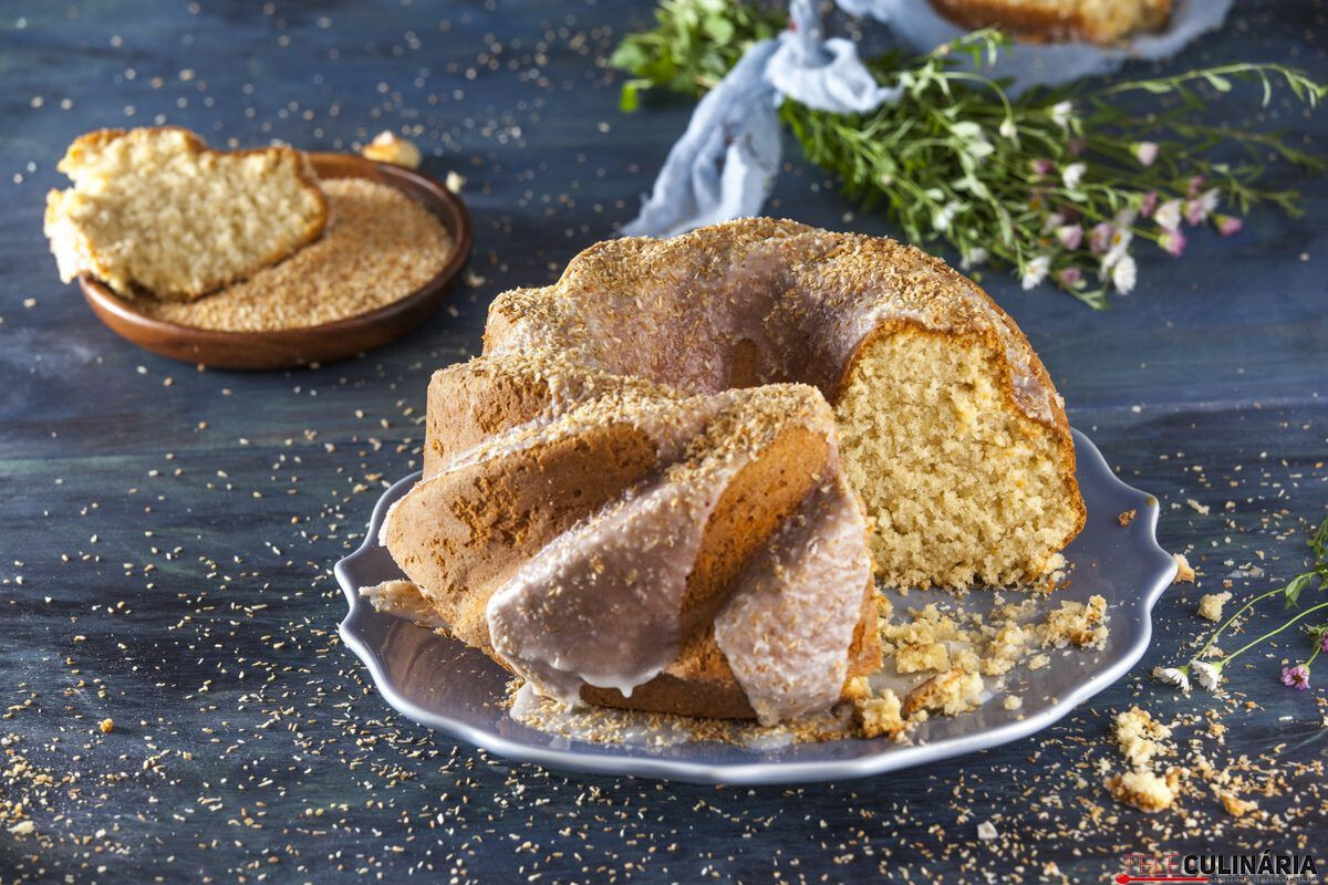 Receita de bolo de coco com cobertura