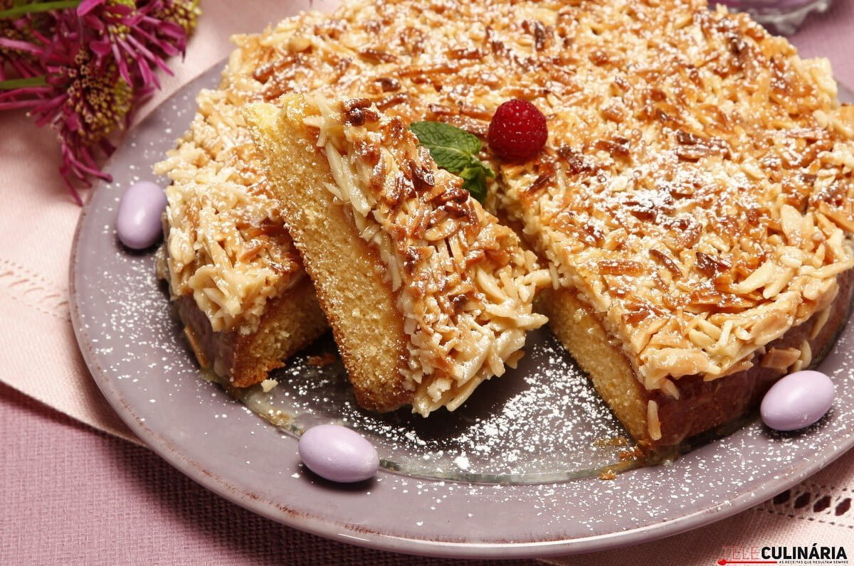 Bolo de amêndoas