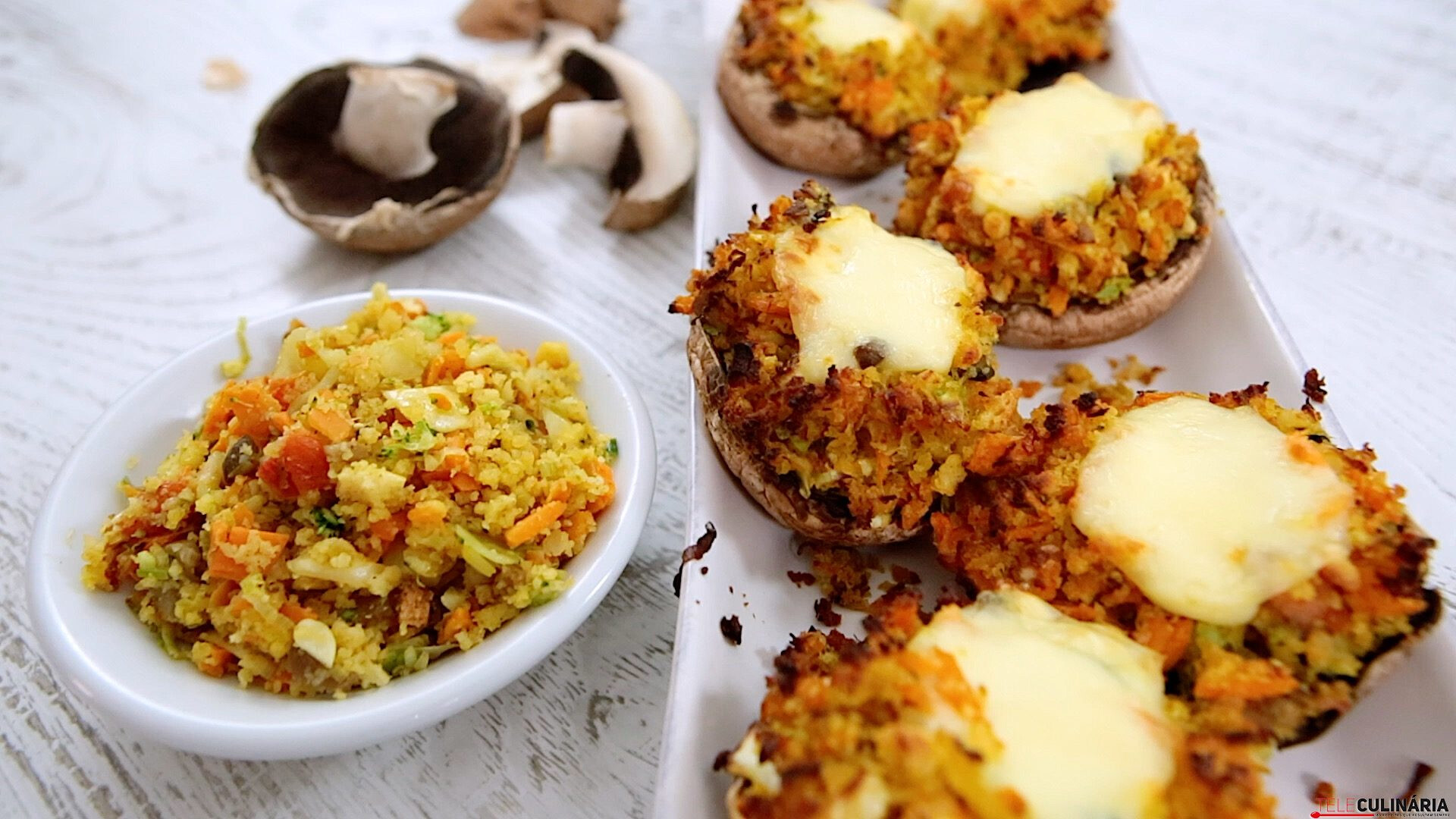 Cogumelos recheados com mozzarella