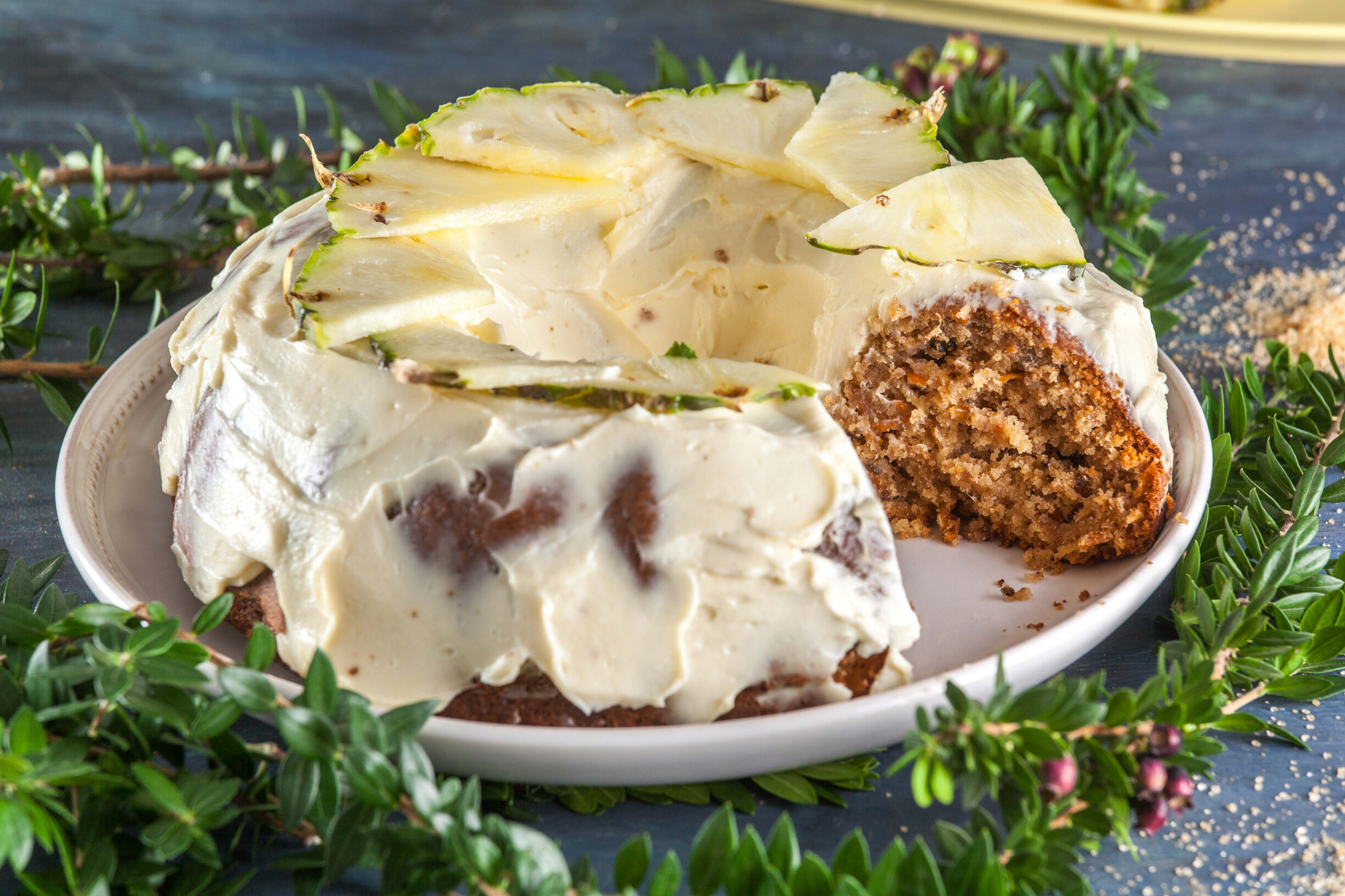 Bolo de cenoura e ananás